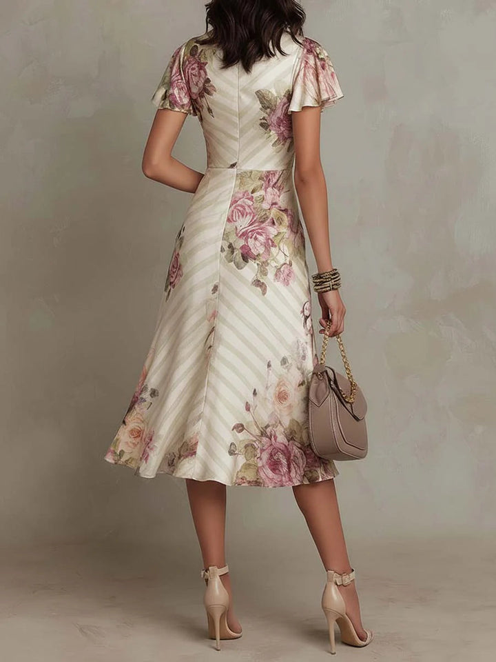 Azélie - Florales Midi-Kleid mit schmeichelnder Silhouette