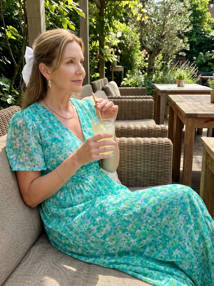 Juna - Kurzarm Ditsy Floral Print Midi Kleid