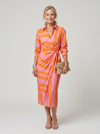 Leya - Midi-Kleid mit langen Ärmeln und Kragen im Streifenmuster