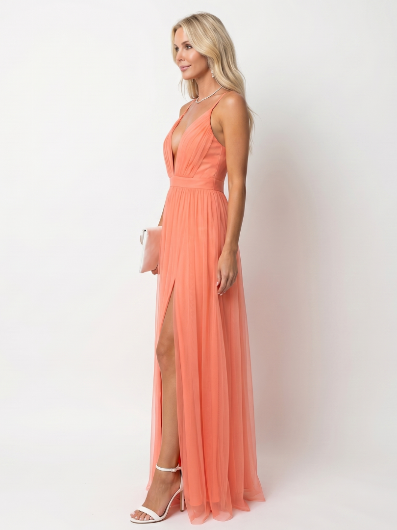 Tia - Maxikleid mit tiefem V-Ausschnitt und Falten