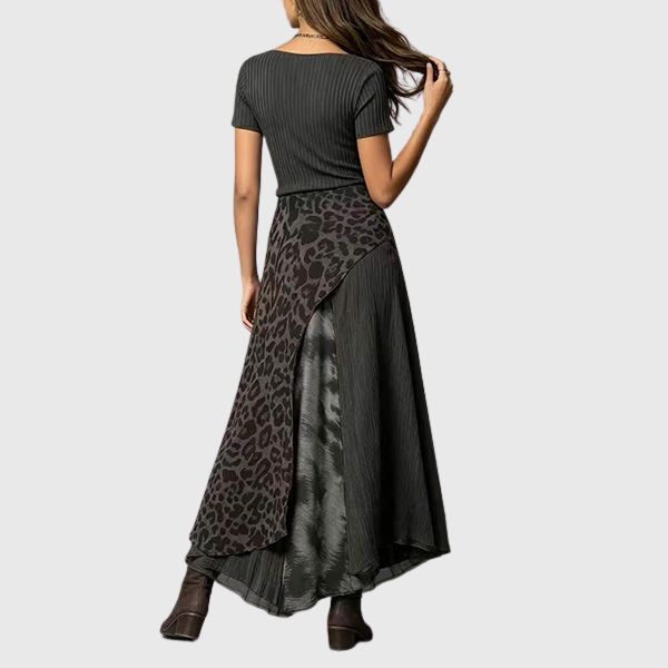 Kyla - Damen Midikleid aus geripptem Strick mit kurzen Ärmeln