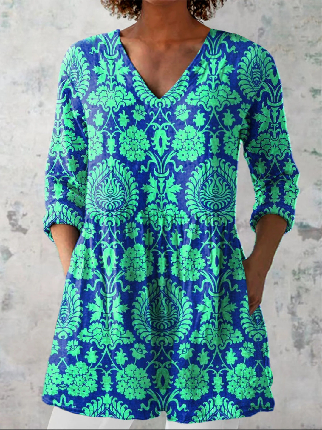 Beatrix - V-Ausschnitt Langarmshirt