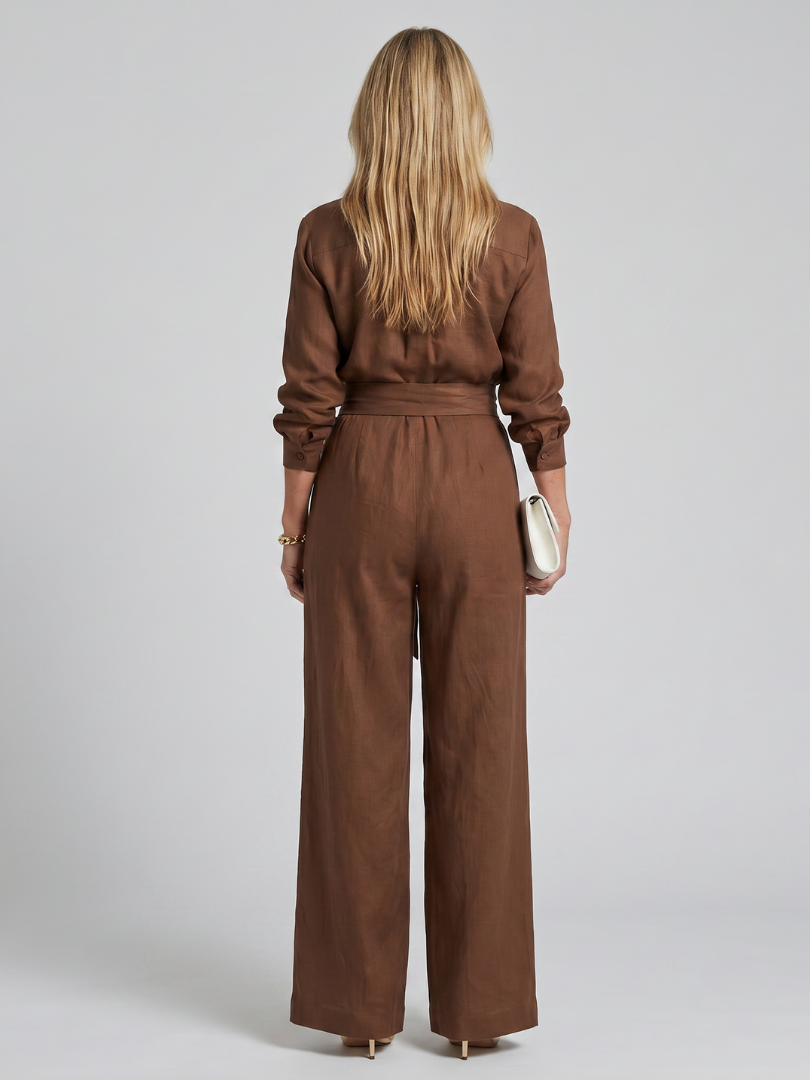 Jovie - Langärmliger Jumpsuit mit Knopfleiste und weitem Bein