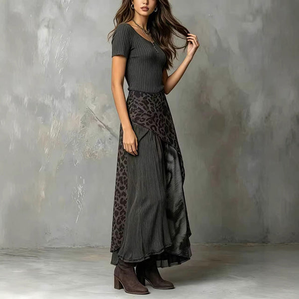 Kyla - Damen Midikleid aus geripptem Strick mit kurzen Ärmeln