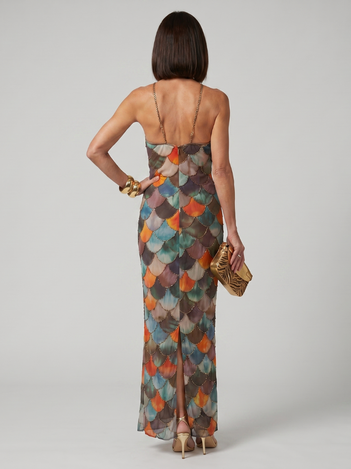 Larkin - Figurbetontes Maxikleid mit mehrfarbigem Schuppenmuster