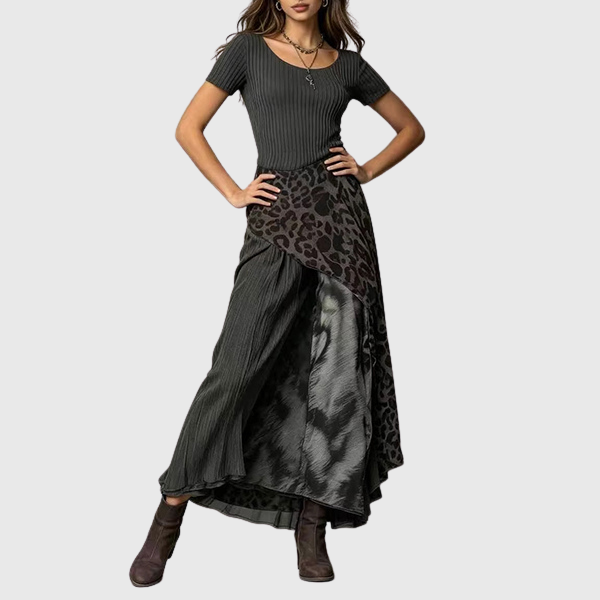 Kyla - Damen Midikleid aus geripptem Strick mit kurzen Ärmeln