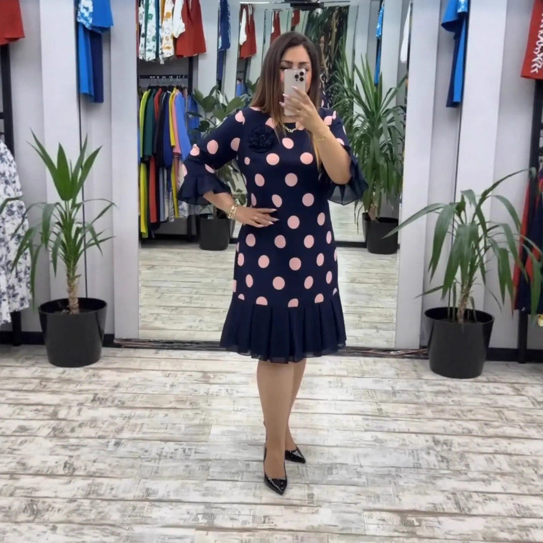 Odette - Weiches Polka Dot Kleid mit ausgestelltem Rüschensaum Navy