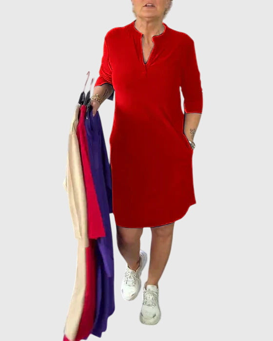Destiny - Unifarbenes V-Ausschnittkleid
