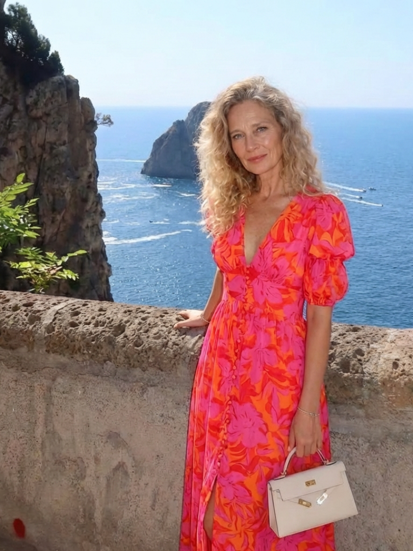 Willow - Florales V-Ausschnitt Midi Kleid mit Puffärmeln