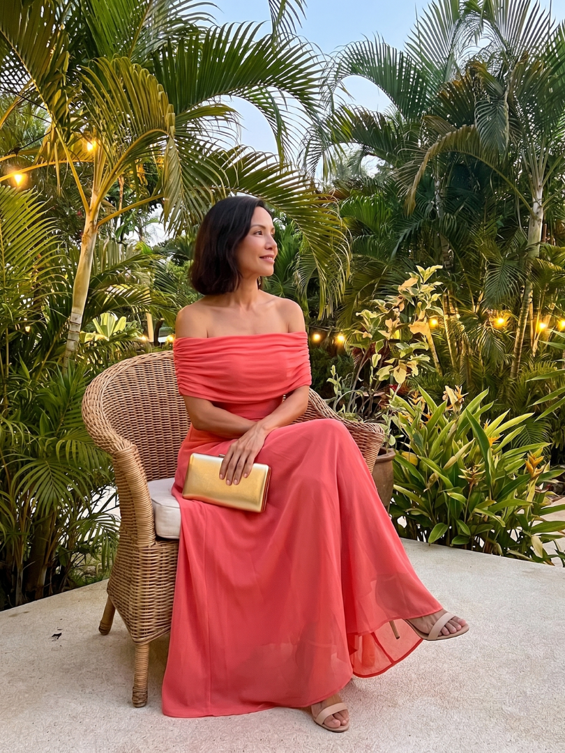 Juni - Off-Shoulder Drapiertes Midi-Kleid