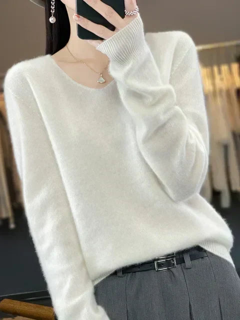Klarissa | Damen V-Ausschnitt Strickpullover in lockerer Passform