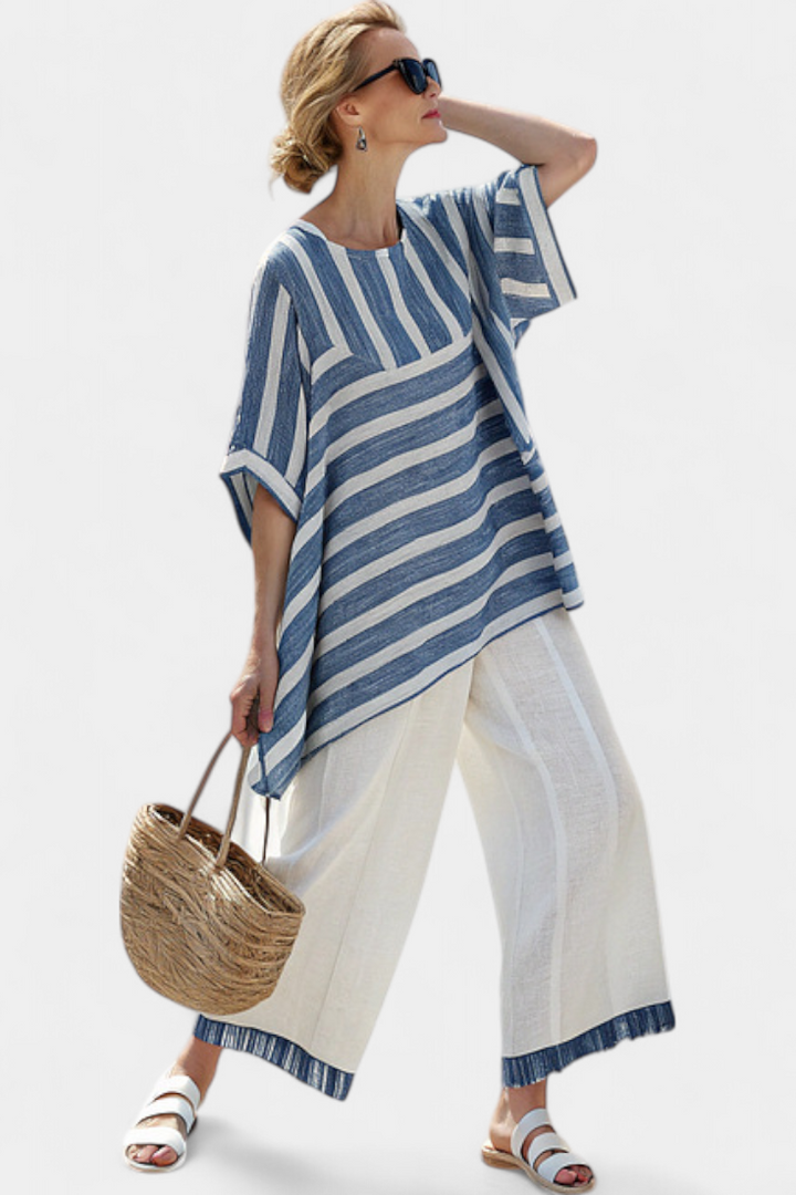 Alexa - Elegantes blau gestreiftes Oberteil & Hosen mit Saumdetails