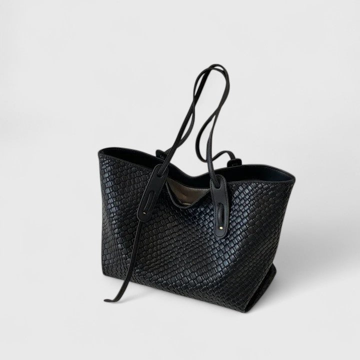 Emmeline - Elegante Tote Bag