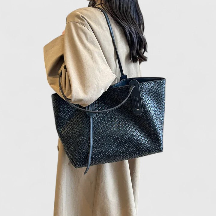 Emmeline - Elegante Tote Bag