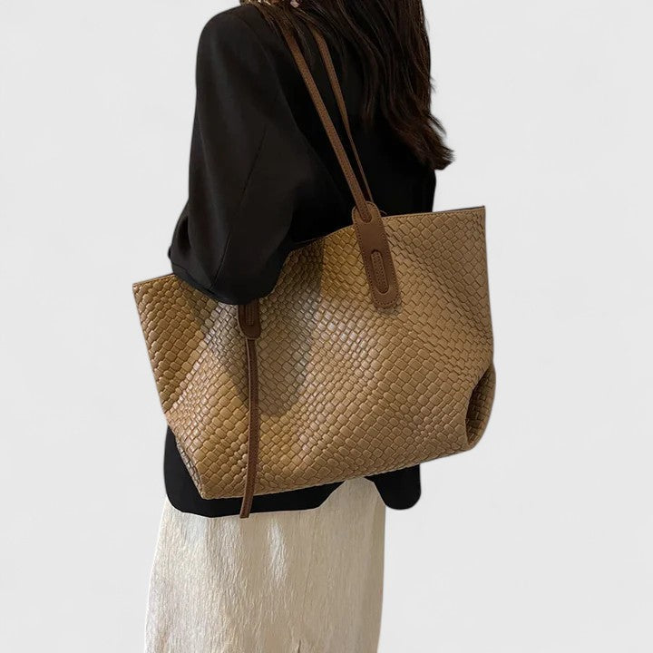 Emmeline - Elegante Tote Bag