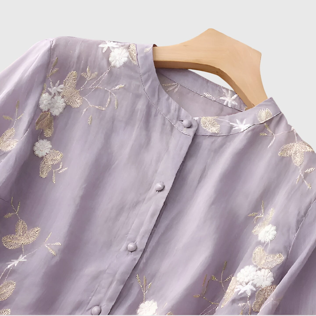 Edena - Elegantes Top mit Bestickten Blumen
