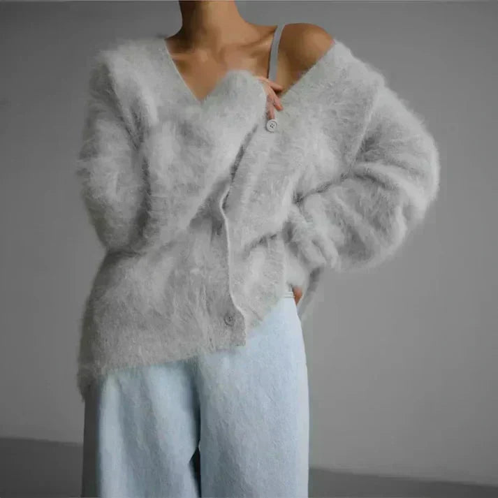Edeltraud | Flauschige Oversize-Strickjacke für Damen