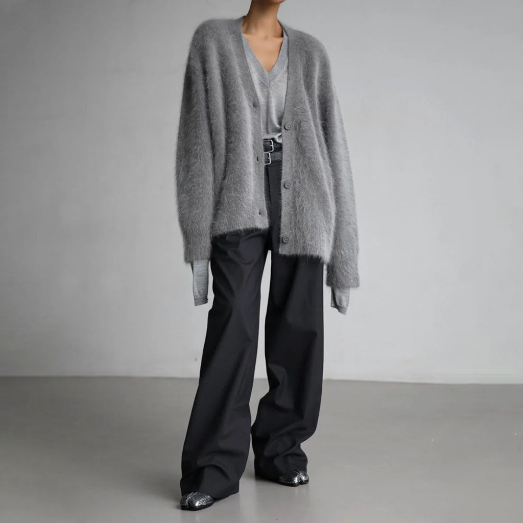 Franka | Damen V-Ausschnitt Oversized Strickjacke