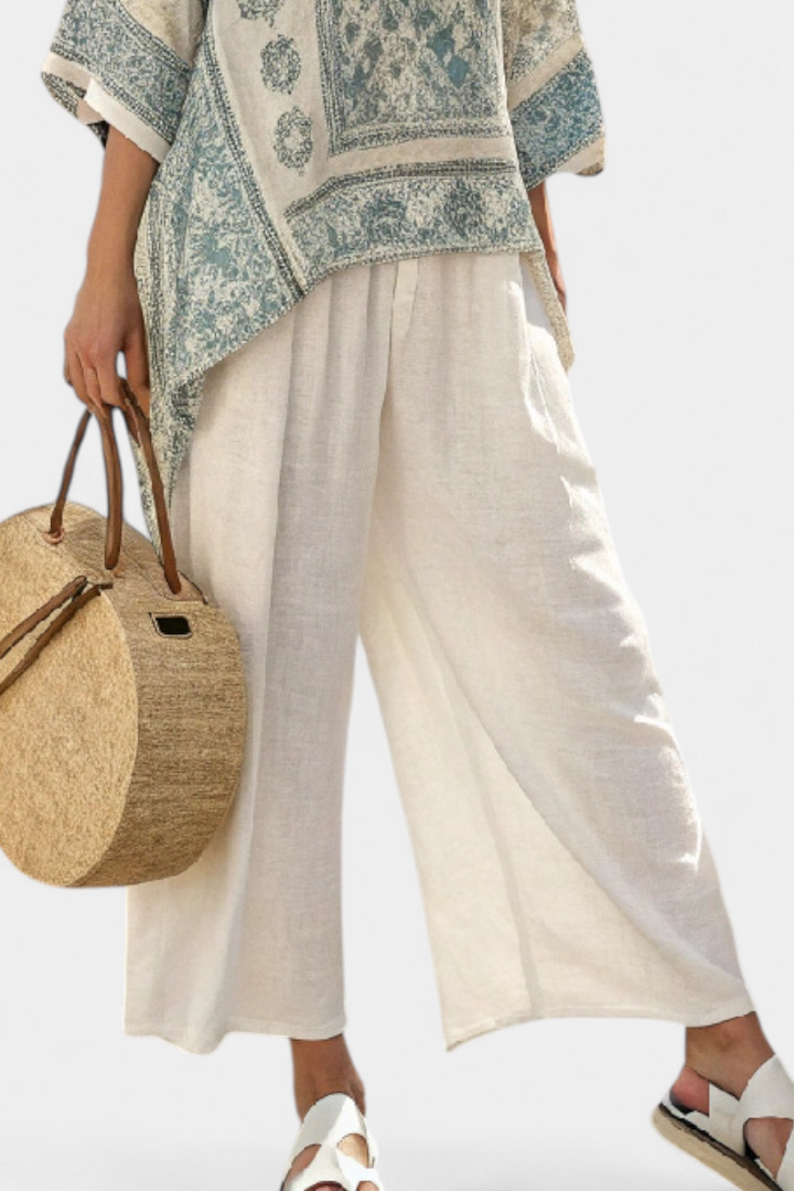 Eliza - Bequeme bedruckte Bluse & weisse weit geschnittene Hose