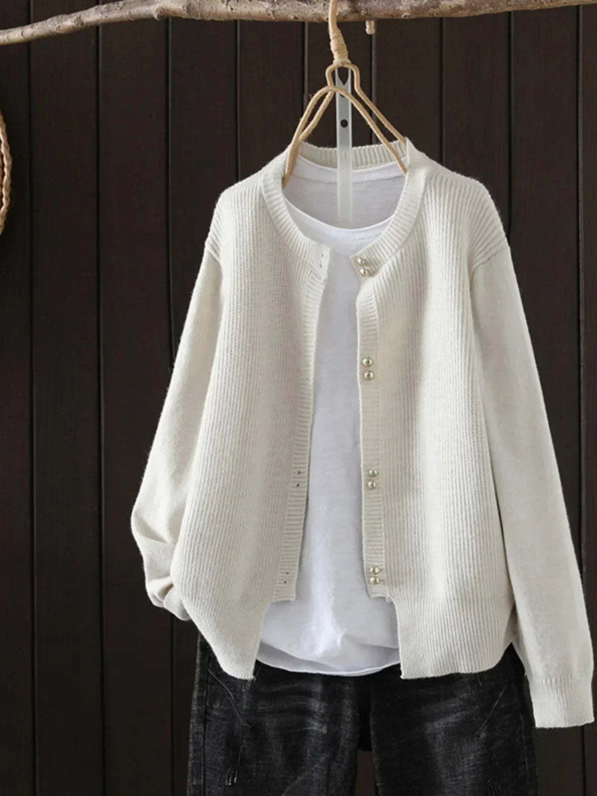Solvara | Graue Damen Strickjacke mit Knöpfen