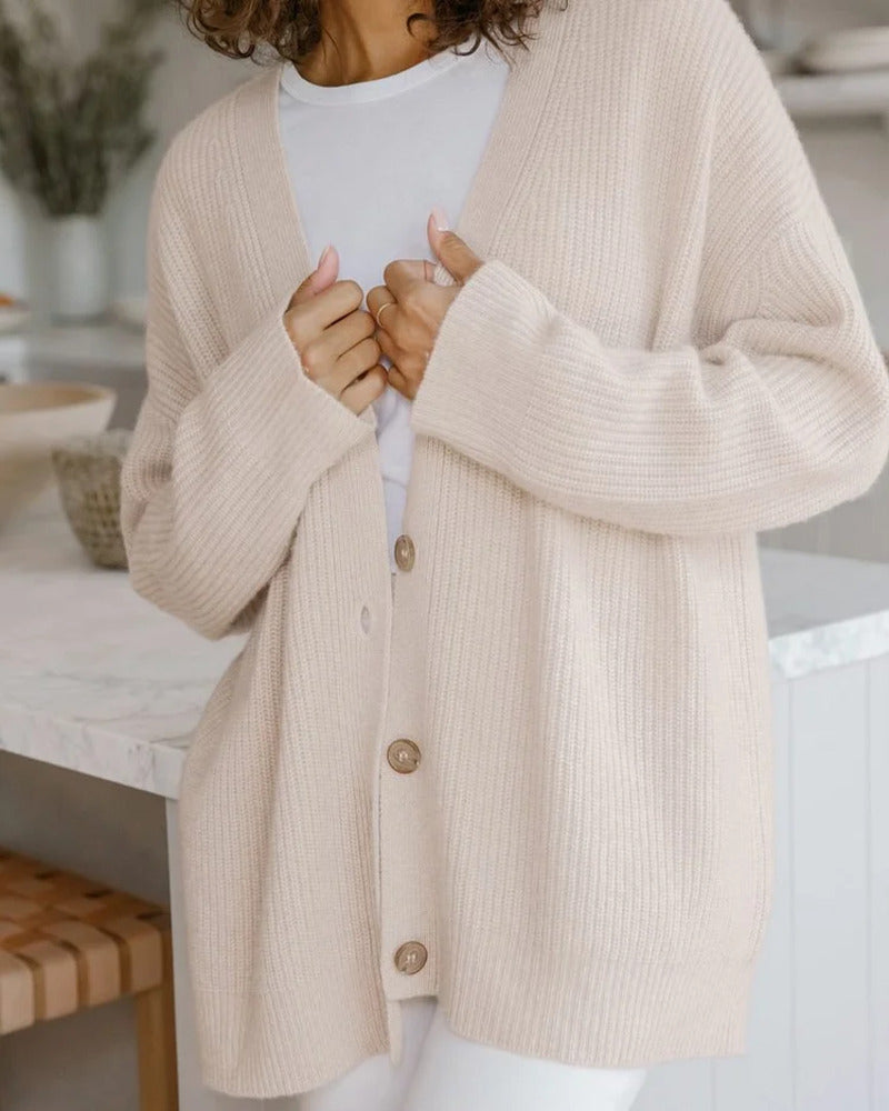 Solveig | Damen V-Ausschnitt Oversize Strickjacke