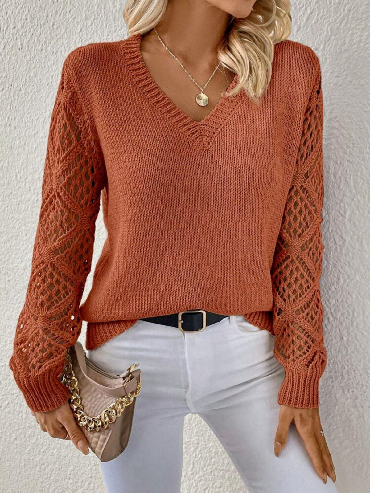 Sorcha | Damen V-Ausschnitt Strickpullover mit Häkelärmeln