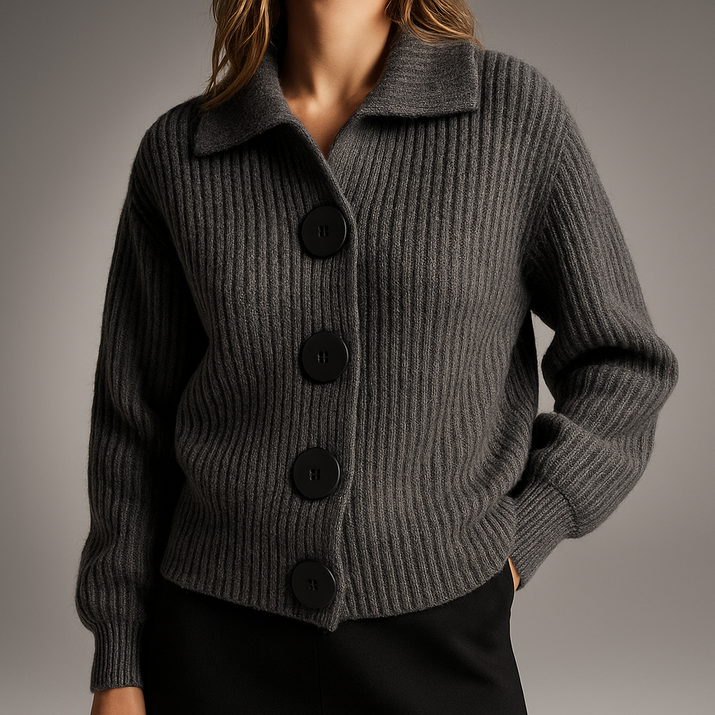 Thordena | Oversized Strickjacke für Damen mit Knopfdetails