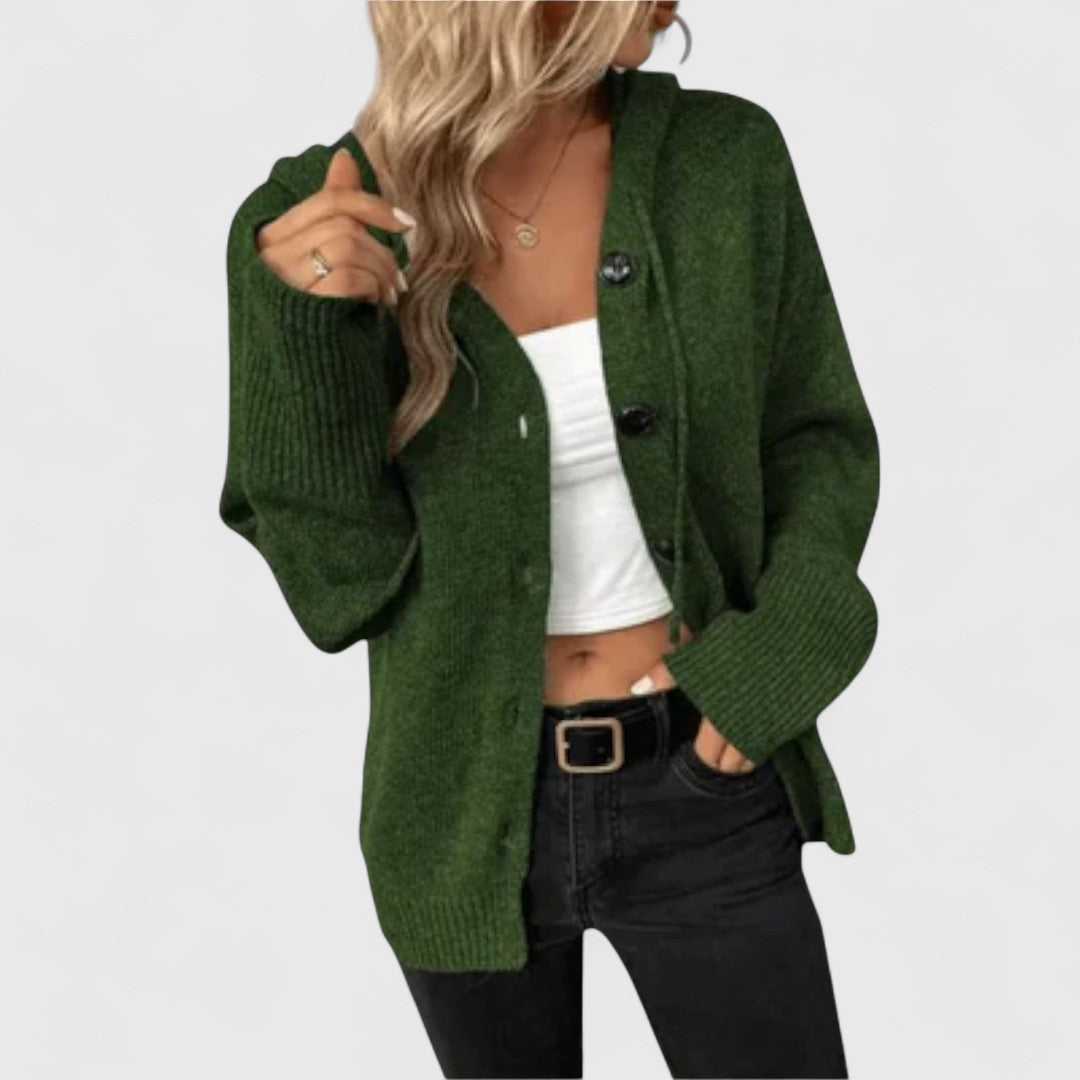 Wiltrud | Oversize Damen Strickjacke mit Knopfdetails